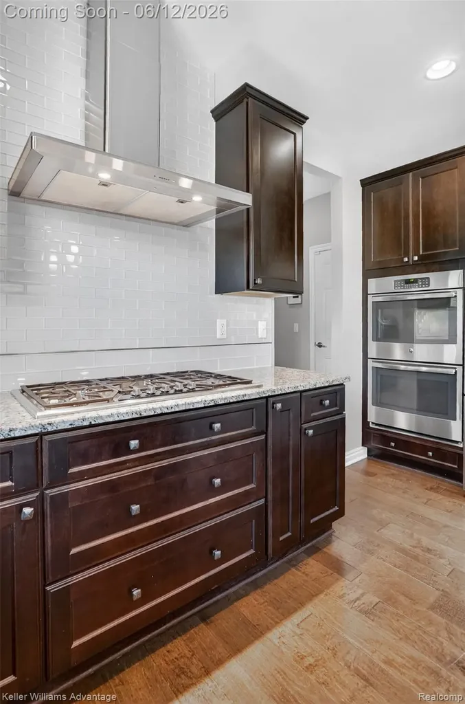 24576 Turnburry Court Lyon Charter Township MI 48178