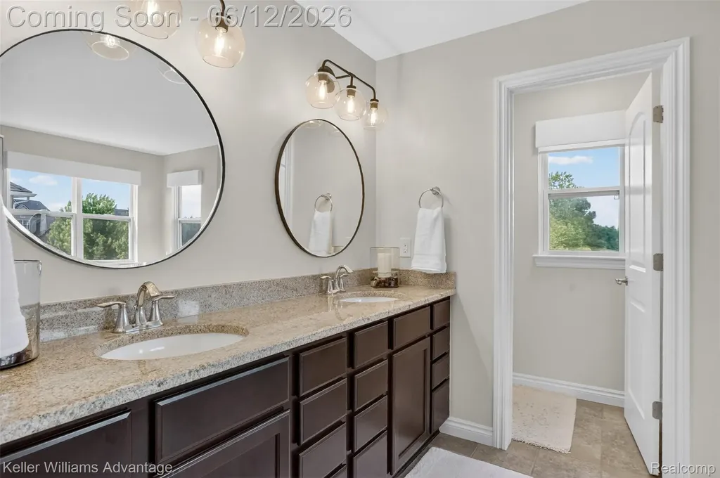 24576 Turnburry Court Lyon Charter Township MI 48178