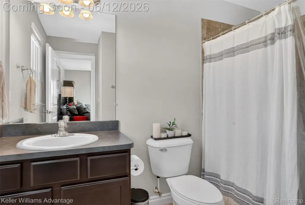 24576 Turnburry Court Lyon Charter Township MI 48178