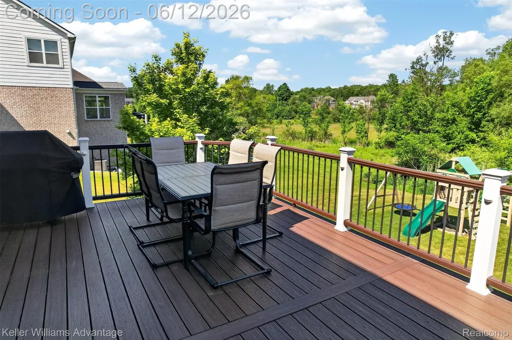 24576 Turnburry Court Lyon Charter Township MI 48178