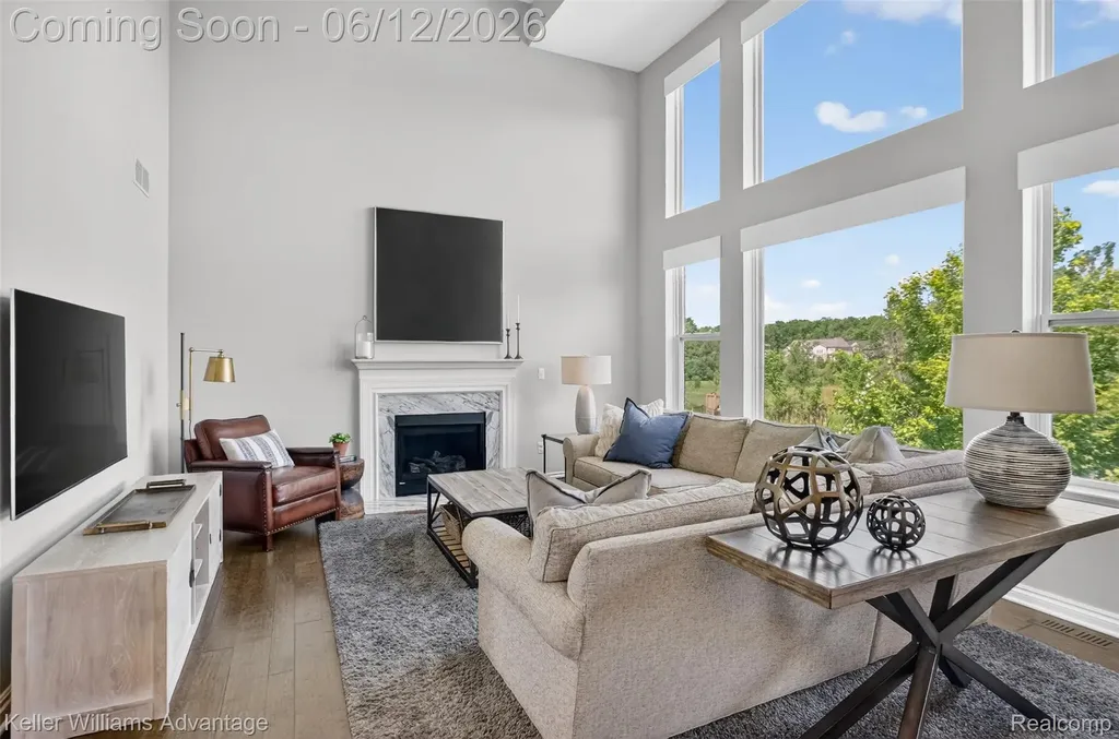 24576 Turnburry Court Lyon Charter Township MI 48178