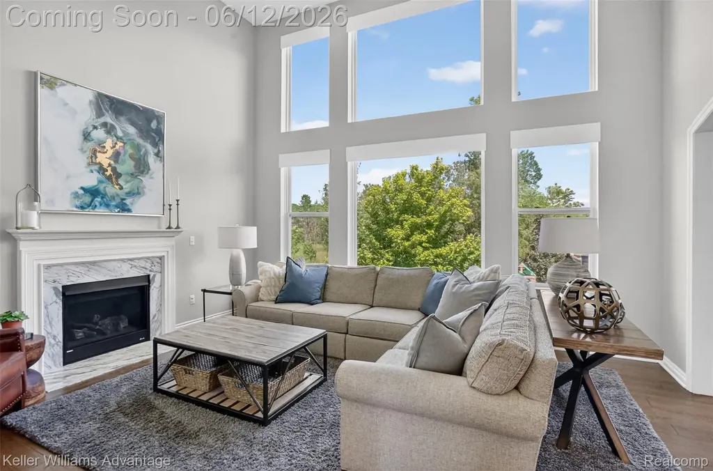 24576 Turnburry Court Lyon Charter Township MI 48178