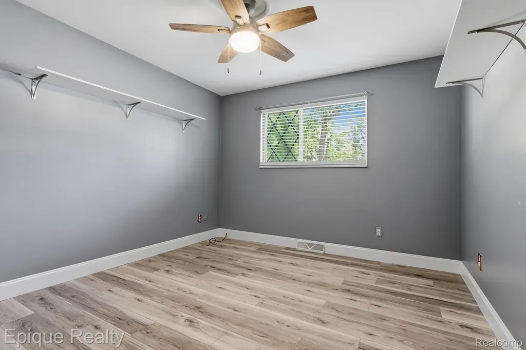 2549 Riverwood Drive Port Huron City MI 48060