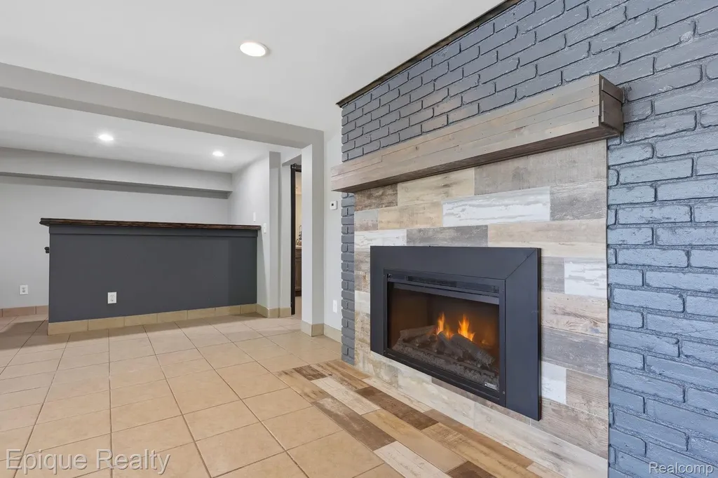 2549 Riverwood Drive Port Huron City MI 48060