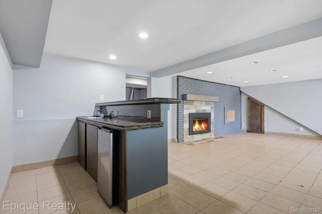 2549 Riverwood Drive Port Huron City MI 48060