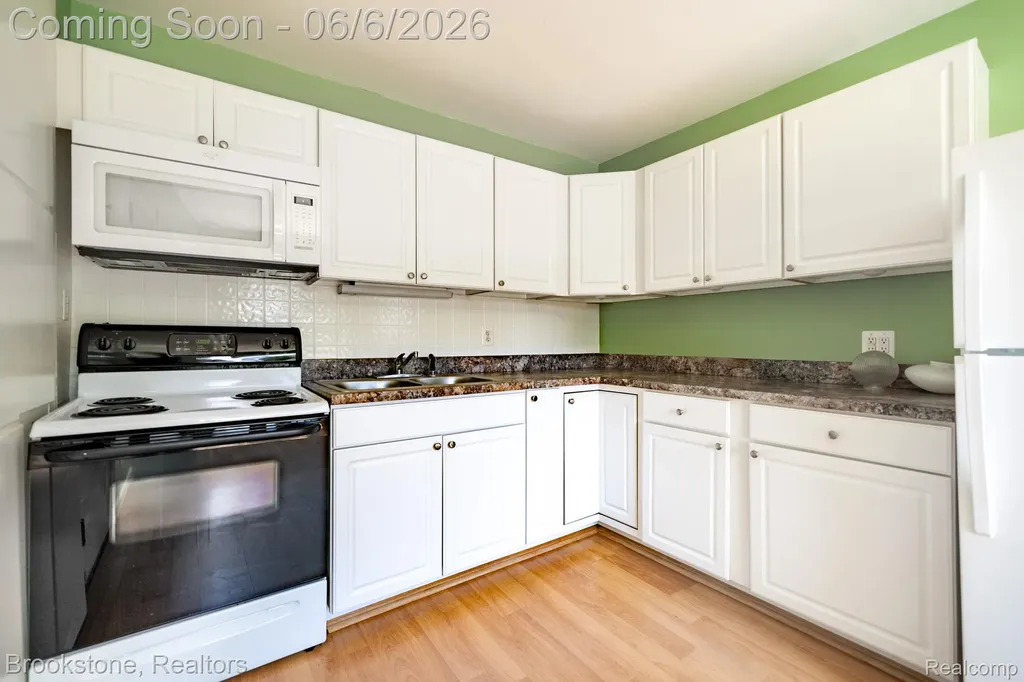 3620 Lotus Drive Waterford Charter Township MI 48329