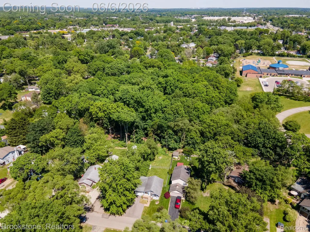 3620 Lotus Drive Waterford Charter Township MI 48329