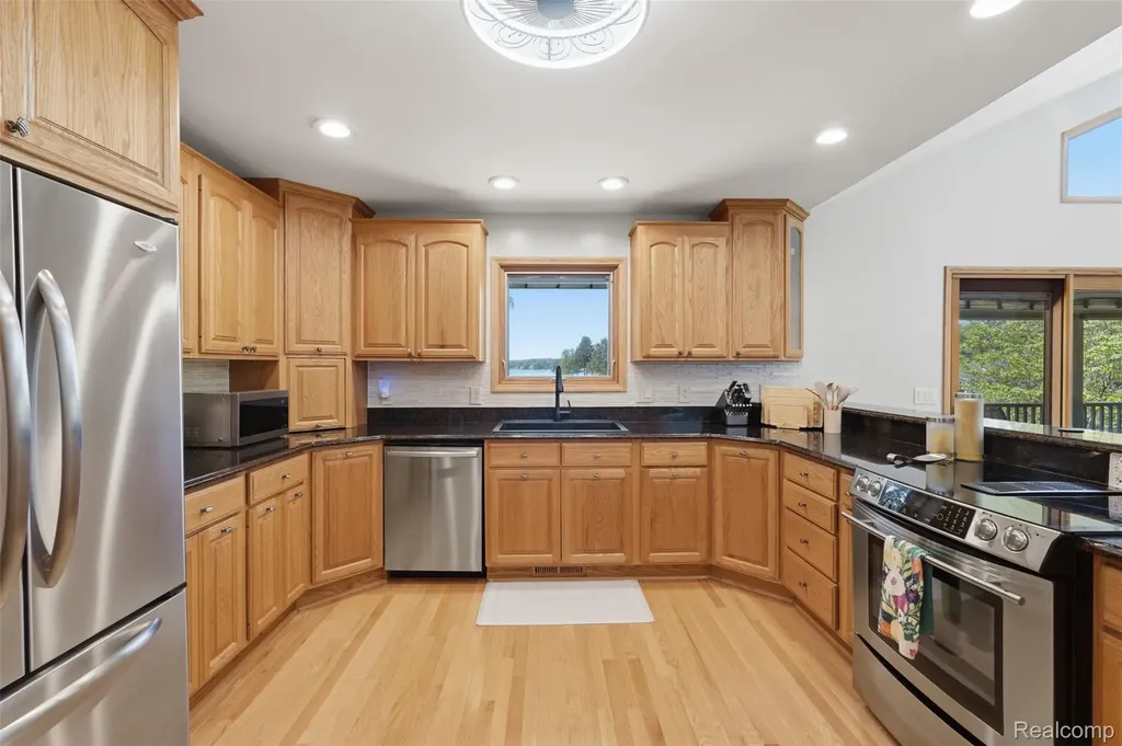 7477 Ore Knob Drive Tyrone Township MI 48430