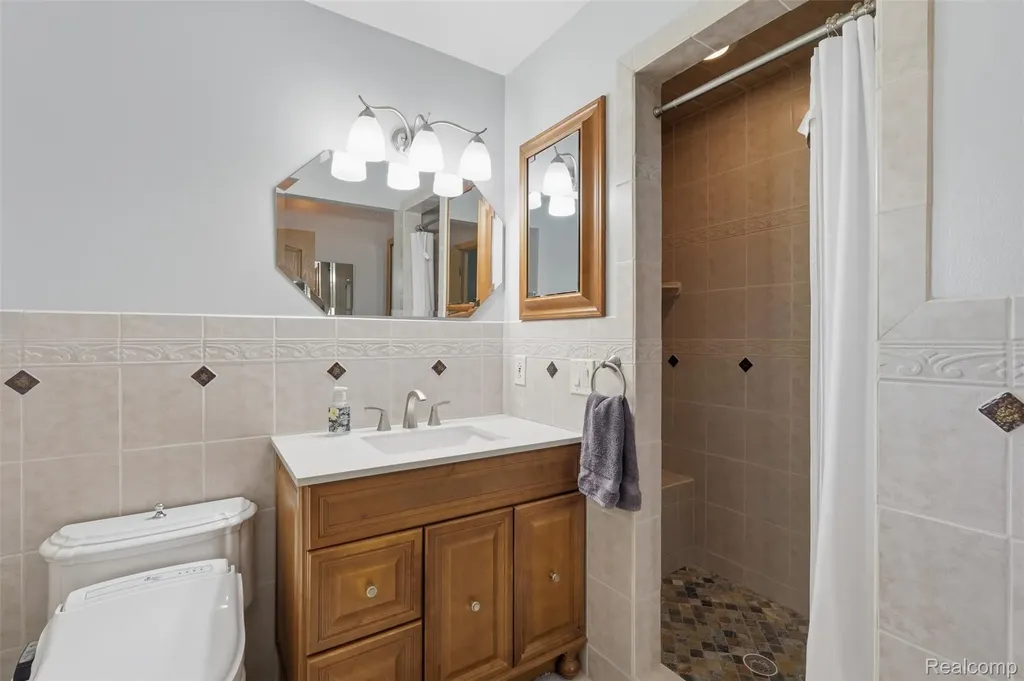 7477 Ore Knob Drive Tyrone Township MI 48430