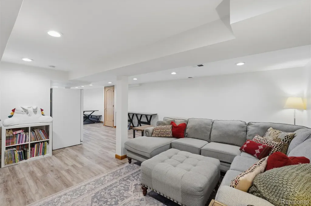 7477 Ore Knob Drive Tyrone Township MI 48430
