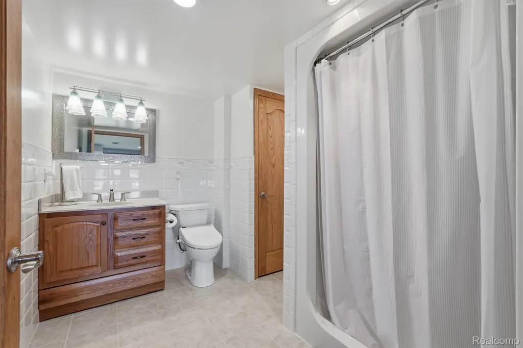 7477 Ore Knob Drive Tyrone Township MI 48430