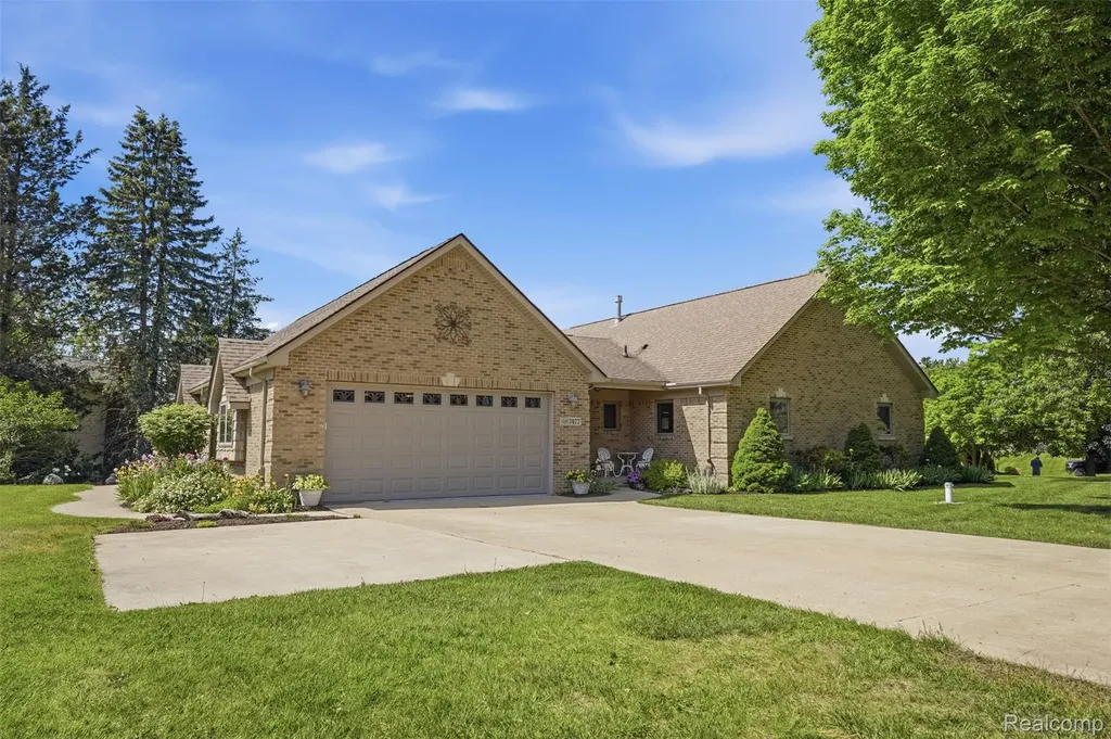 7477 Ore Knob Drive Tyrone Township MI 48430