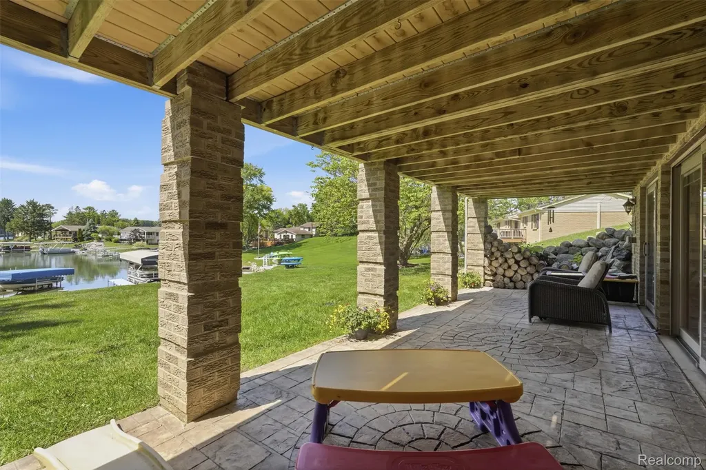 7477 Ore Knob Drive Tyrone Township MI 48430