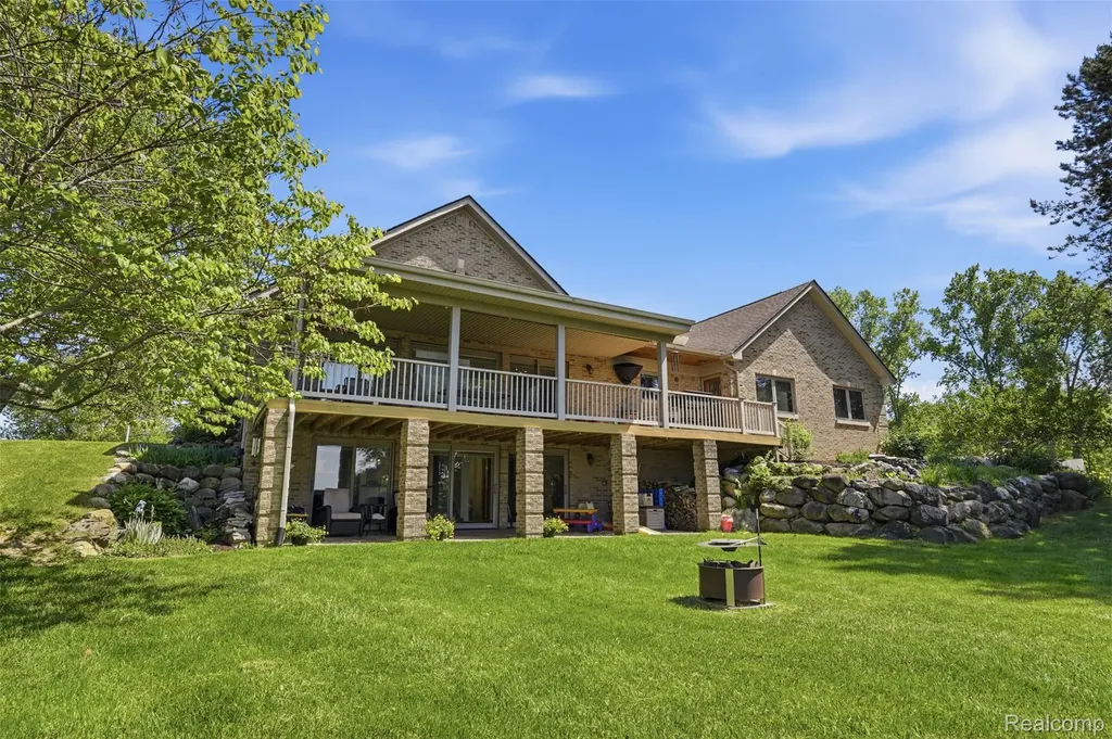 7477 Ore Knob Drive Tyrone Township MI 48430