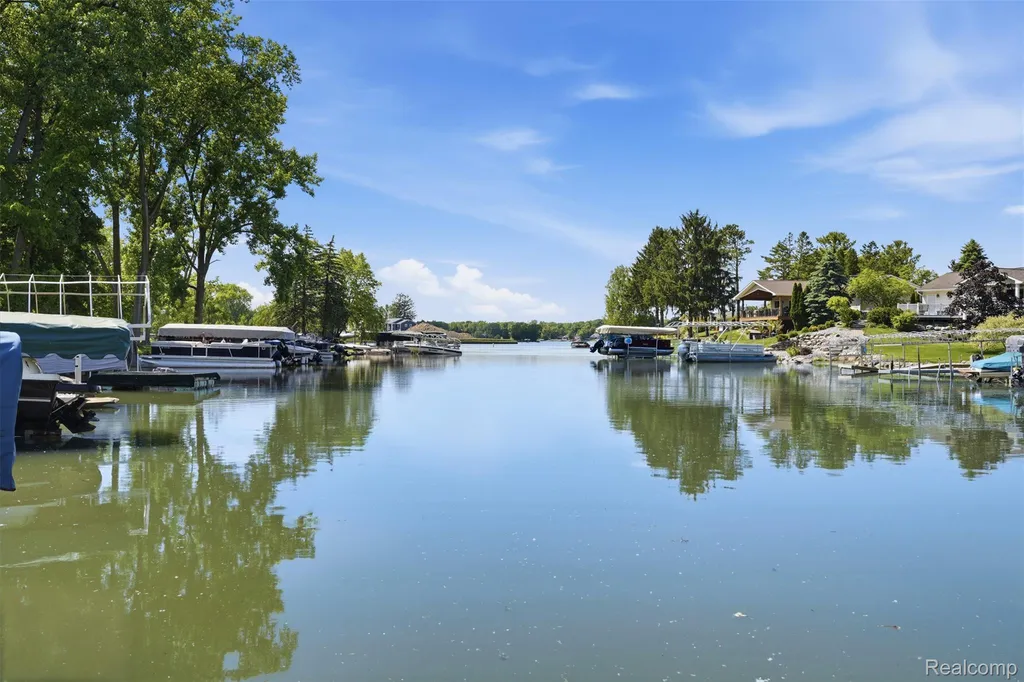 7477 Ore Knob Drive Tyrone Township MI 48430