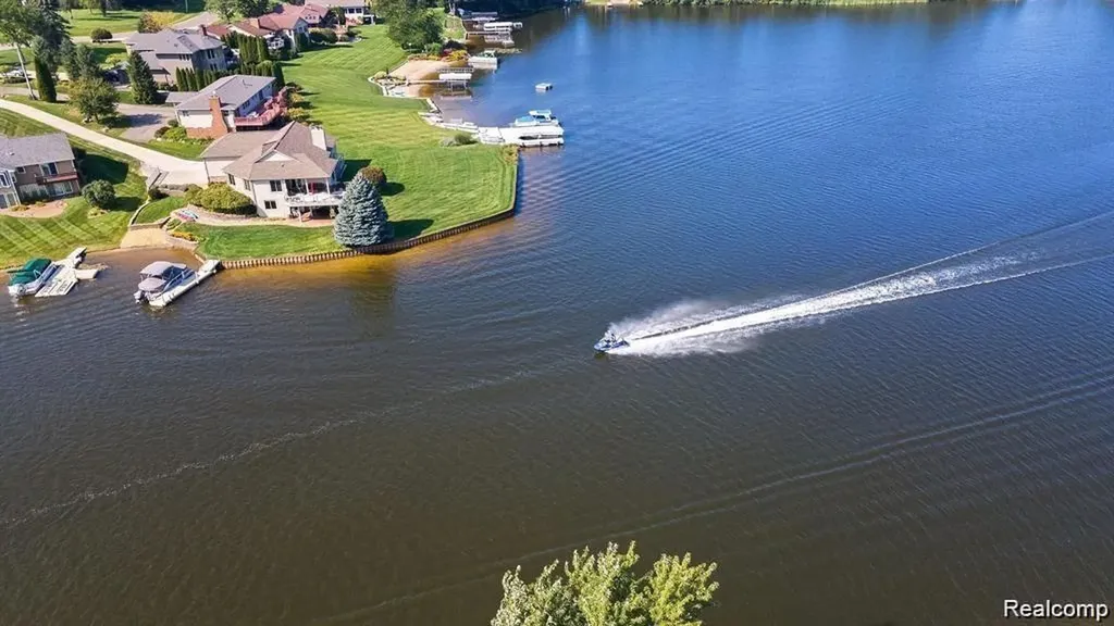 7477 Ore Knob Drive Tyrone Township MI 48430