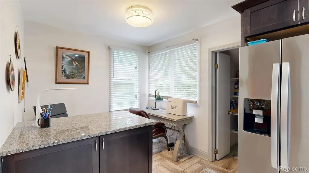 3057 Hillside Drive Milford Charter Township MI 48380