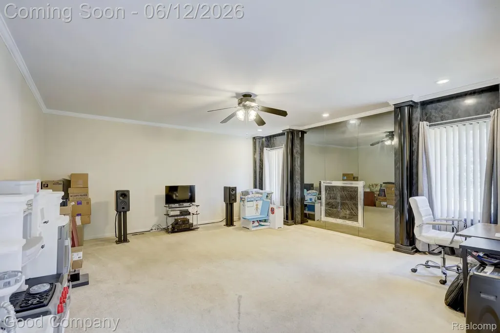 1798 Wilmet Drive Troy City MI 48085