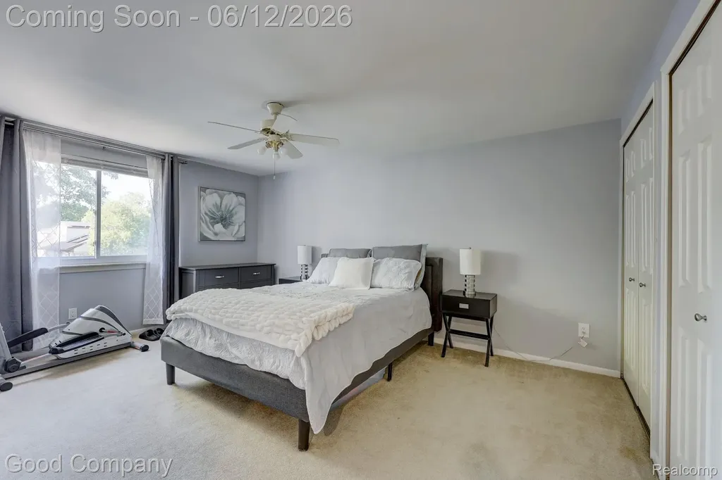 1798 Wilmet Drive Troy City MI 48085