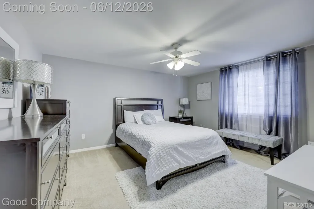 1798 Wilmet Drive Troy City MI 48085