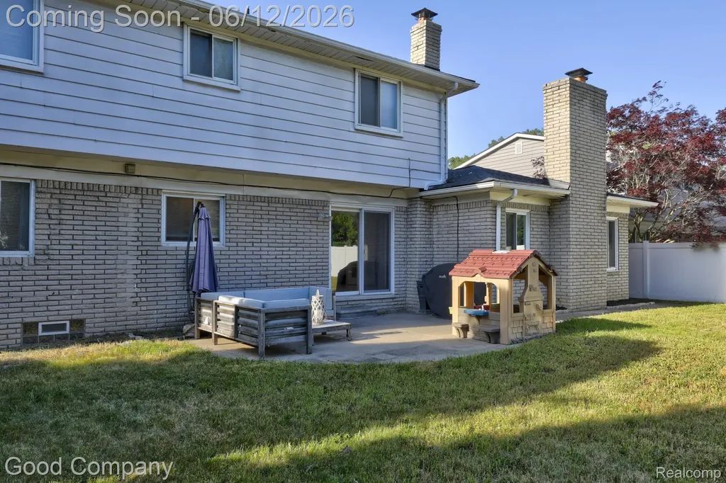 1798 Wilmet Drive Troy City MI 48085