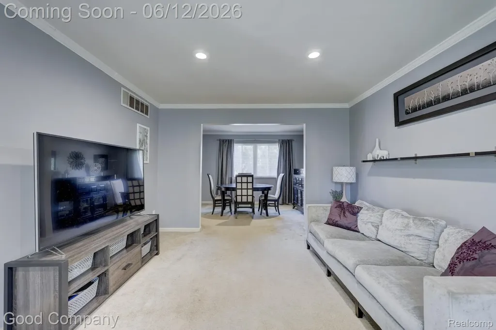 1798 Wilmet Drive Troy City MI 48085