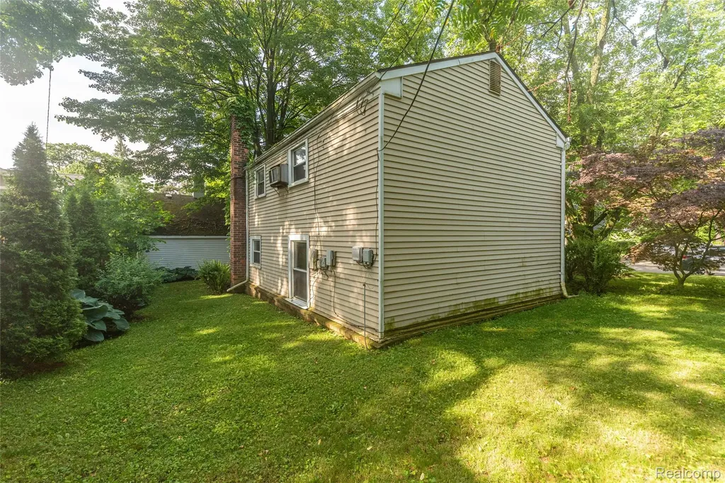 116 N Rogers Street Northville City MI 48167
