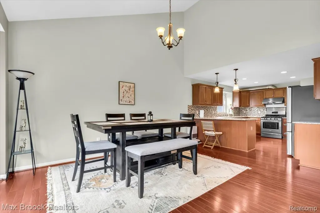 54265 Birchwood Drive Lyon Charter Township MI 48178