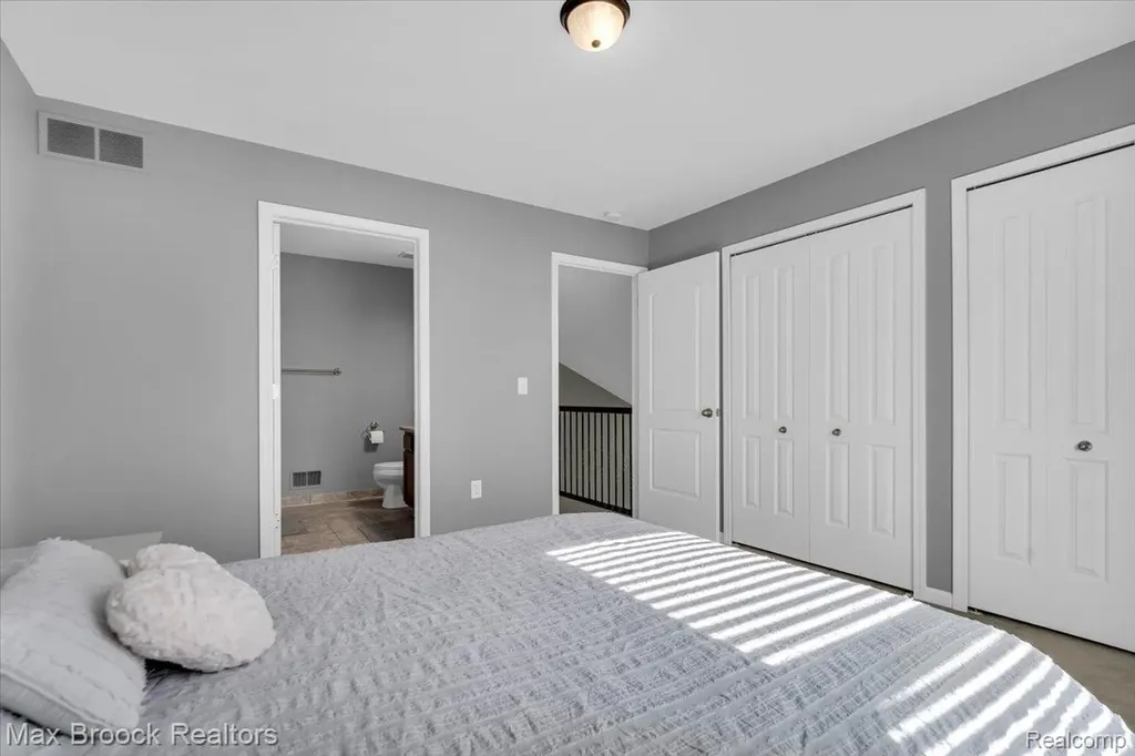 54265 Birchwood Drive Lyon Charter Township MI 48178
