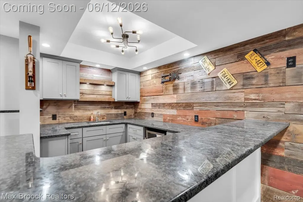 54265 Birchwood Drive South Lyon City MI 48178
