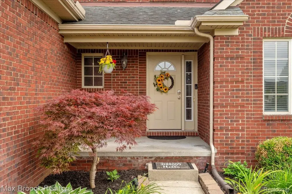 54265 Birchwood Drive Lyon Charter Township MI 48178
