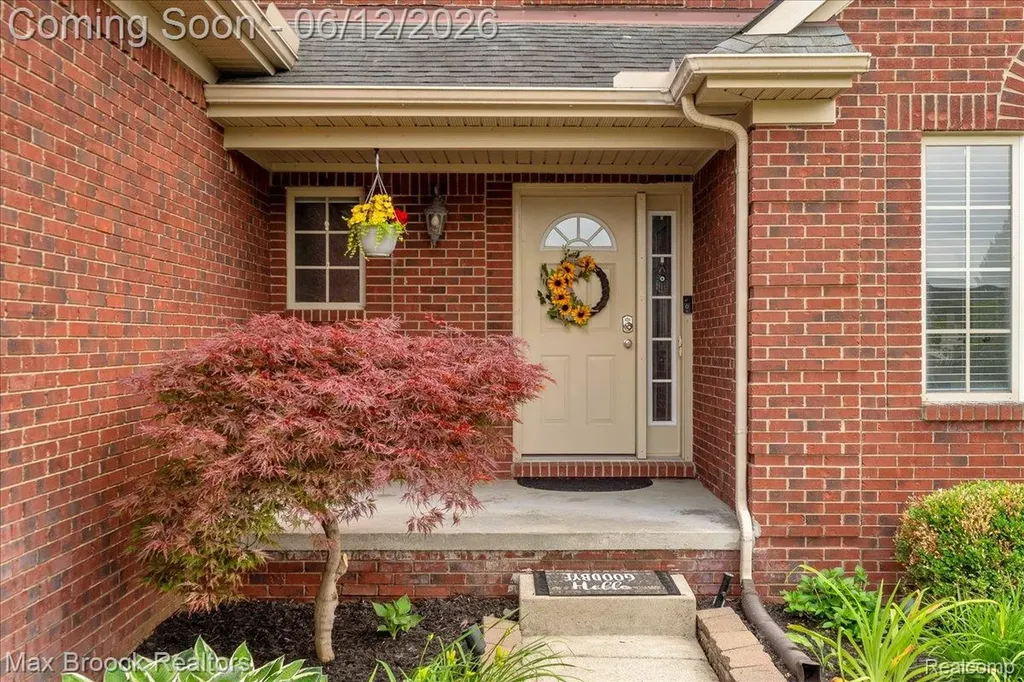 54265 Birchwood Drive South Lyon City MI 48178