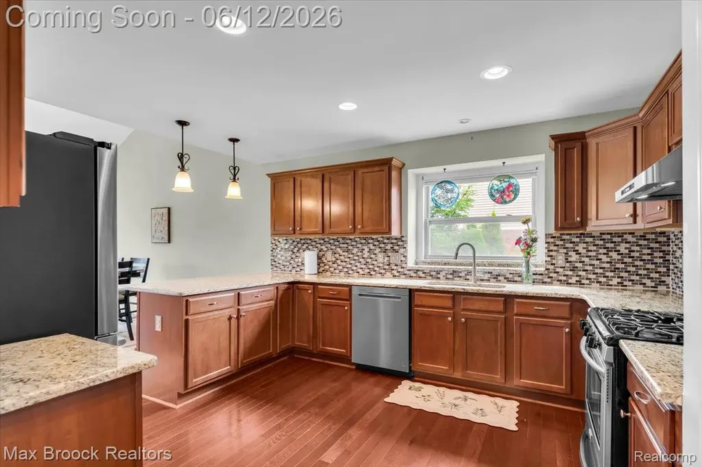 54265 Birchwood Drive South Lyon City MI 48178