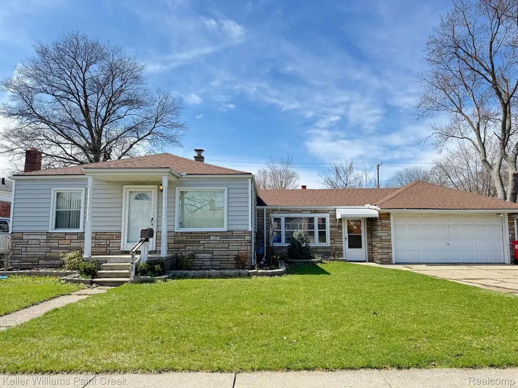 24275 Valley Avenue Eastpointe City MI 48021