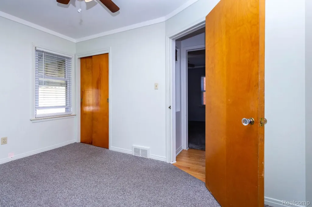 9854 Colwell Avenue Allen Park City MI 48101