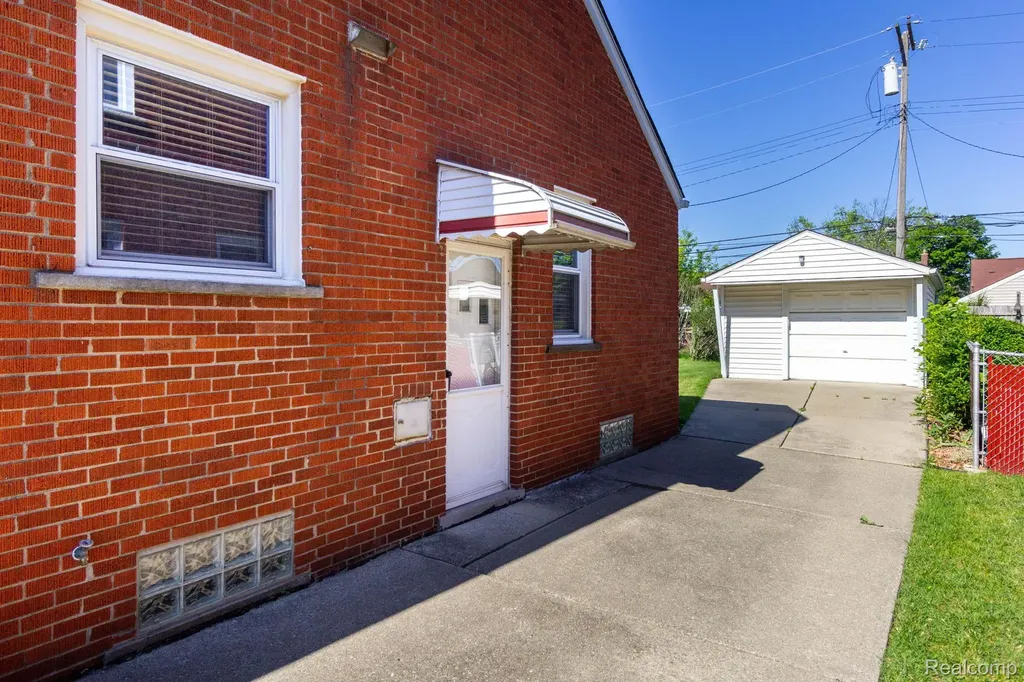 9854 Colwell Avenue Allen Park City MI 48101