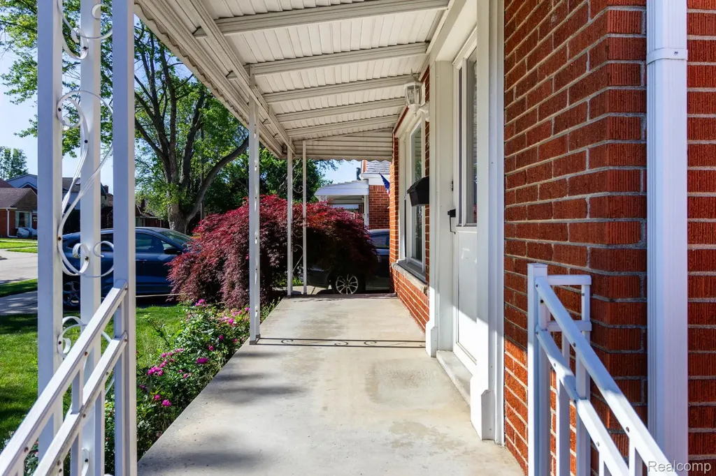 9854 Colwell Avenue Allen Park City MI 48101