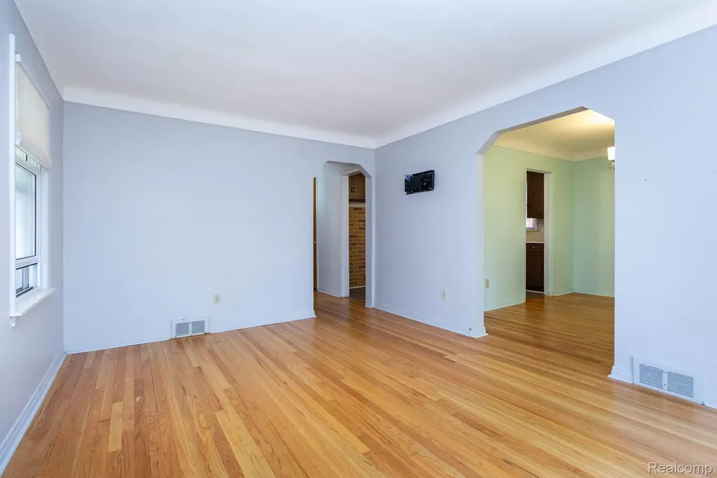 9854 Colwell Avenue Allen Park City MI 48101