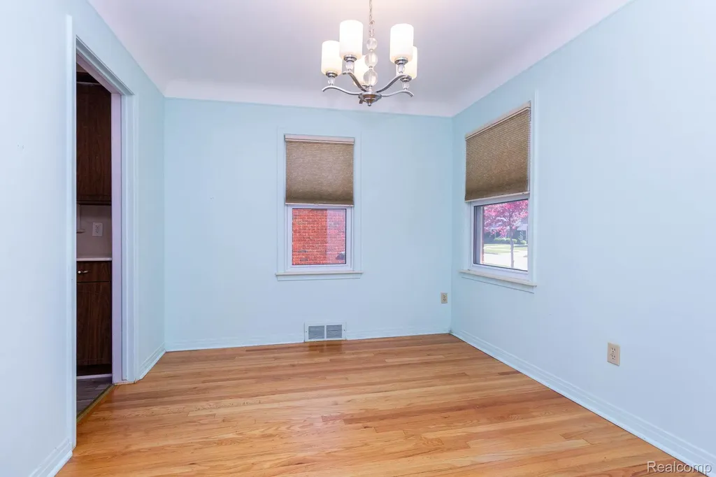 9854 Colwell Avenue Allen Park City MI 48101