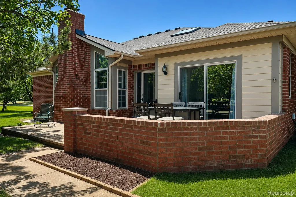 50150 Scott Court Shelby Charter Township MI 48317