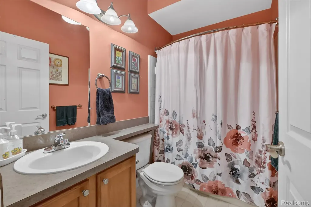50150 Scott Court Shelby Charter Township MI 48317