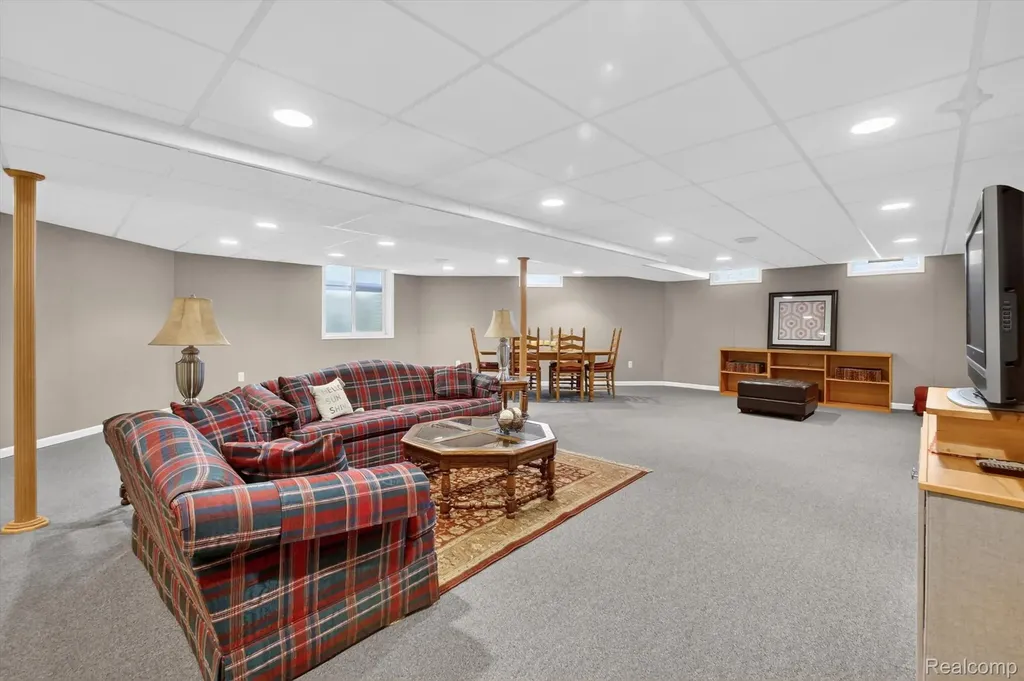 50150 Scott Court Shelby Charter Township MI 48317