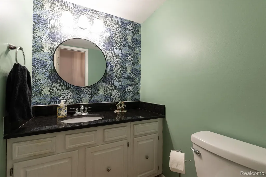 42126 Pellston Drive Novi City MI 48167