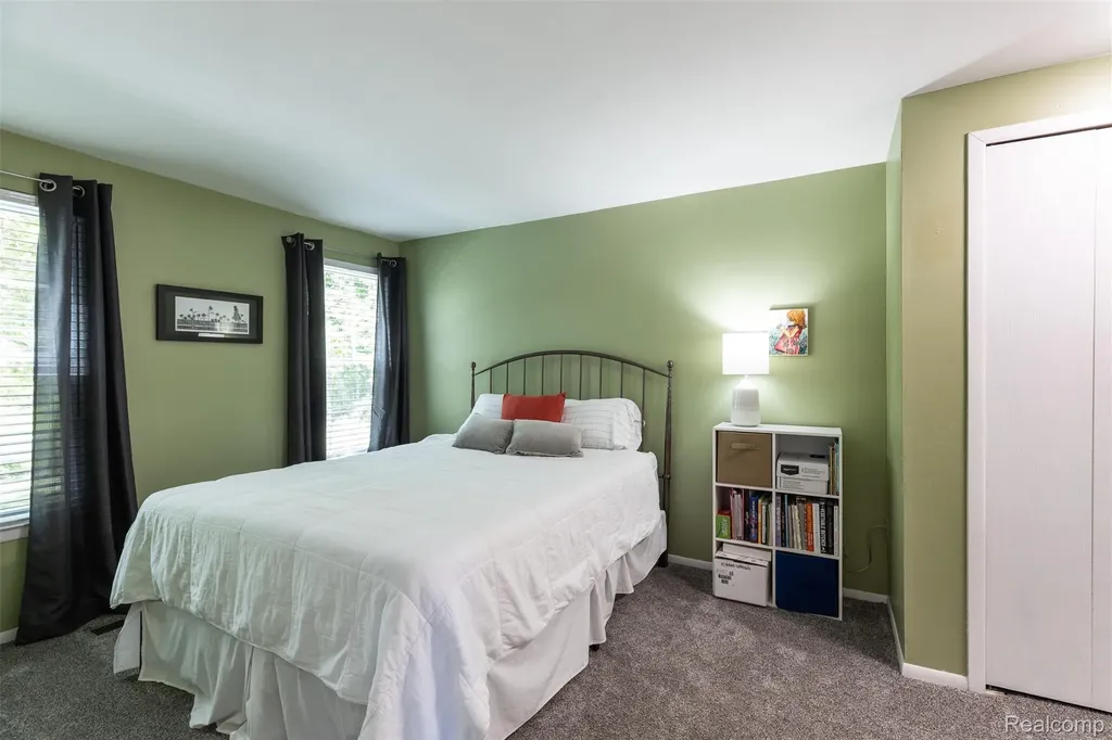 42126 Pellston Drive Novi City MI 48167