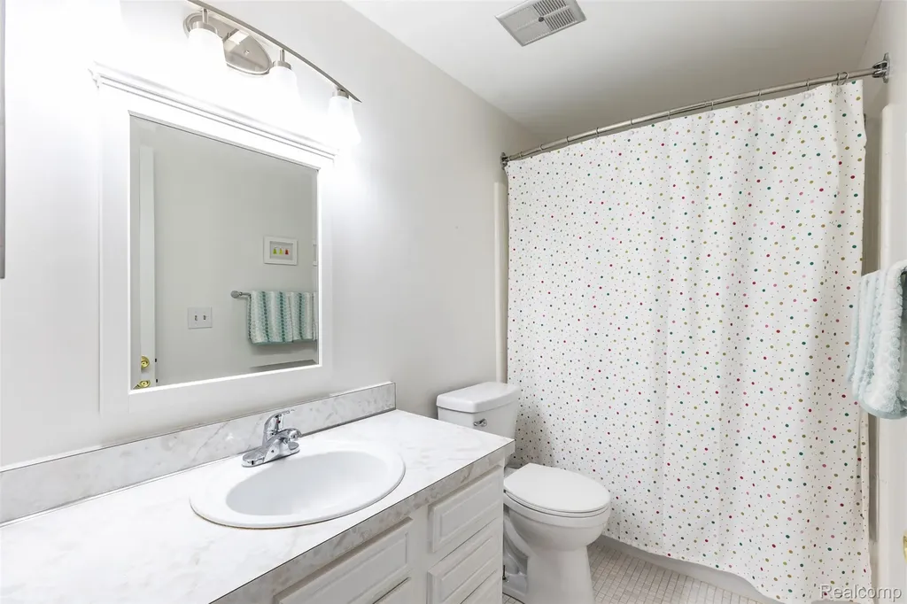 42126 Pellston Drive Novi City MI 48167
