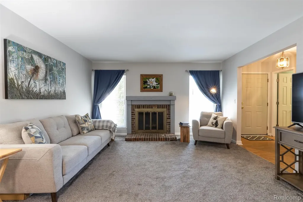 42126 Pellston Drive Novi City MI 48167