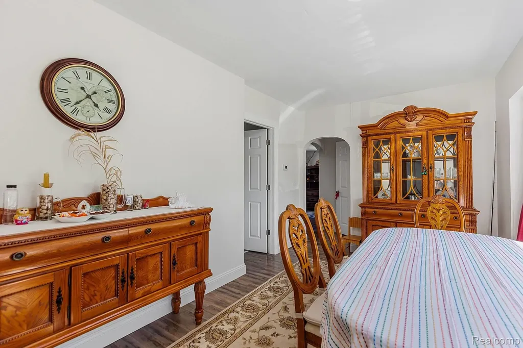 7219 Main Kimball Township MI 48074