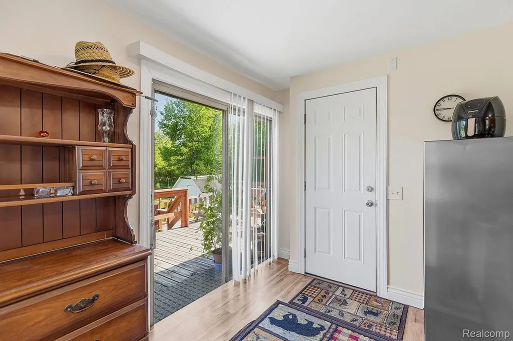 7219 Main Kimball Township MI 48074