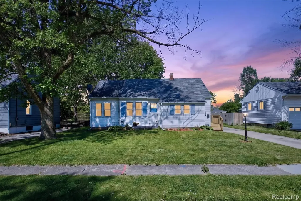 3005 Hanchett Street Carrollton Township MI 48604