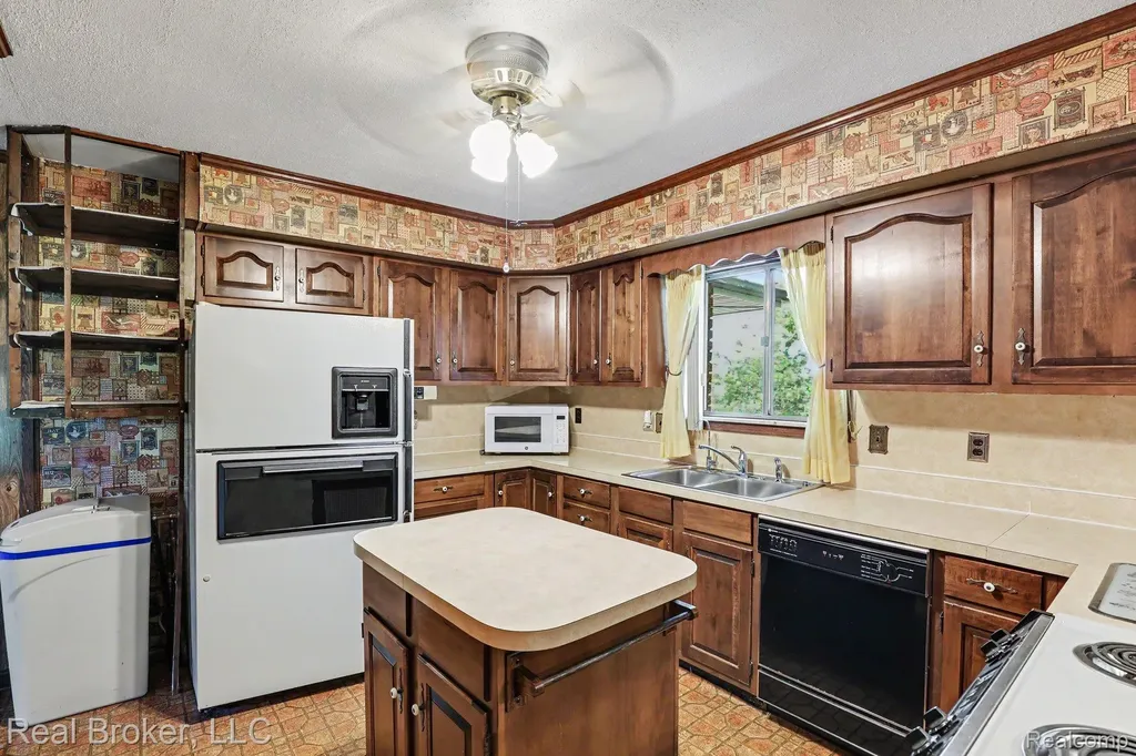 7860 Rynn Road Kenockee Township MI 48006